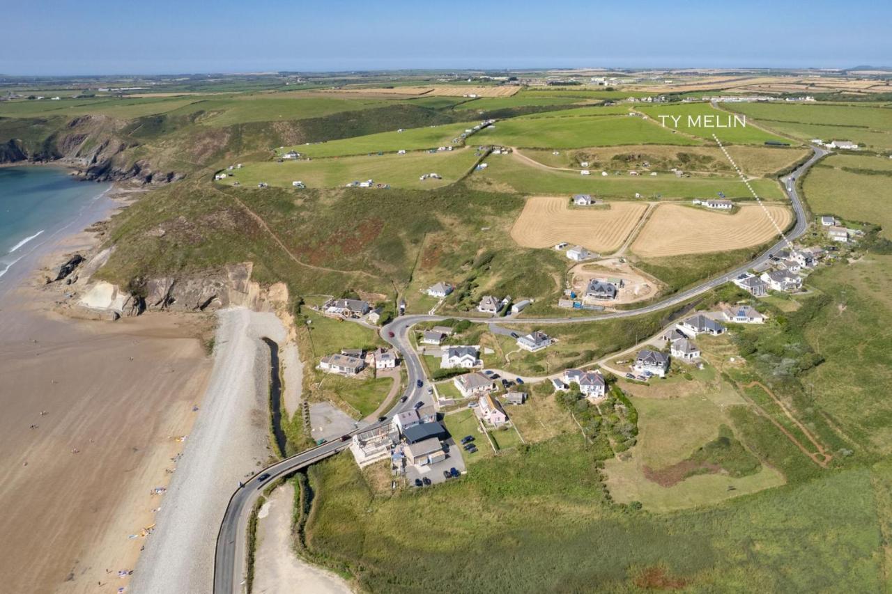 Unforgettable Sea Views, Hot Tub, Modern Property Newgale Exterior photo